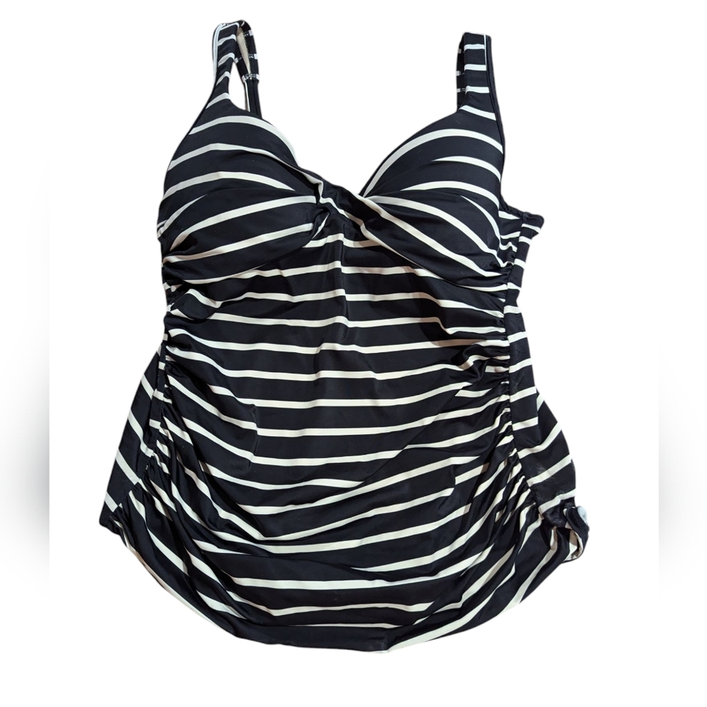 Talbots Tankini Swim Top Black & White Stripe Underwire Size 16 *see description